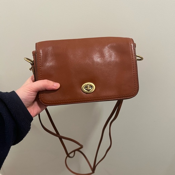 Vintage coach brown leather crossbody - Picture 1 of 8